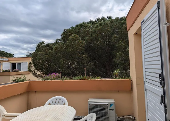 Apartmán T2 Climatise Avec Terrasse A 200m De La